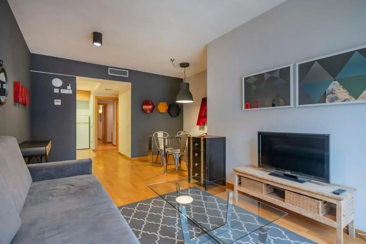 Modern And Bright Apartment In Eixample 5-2 Barcelona