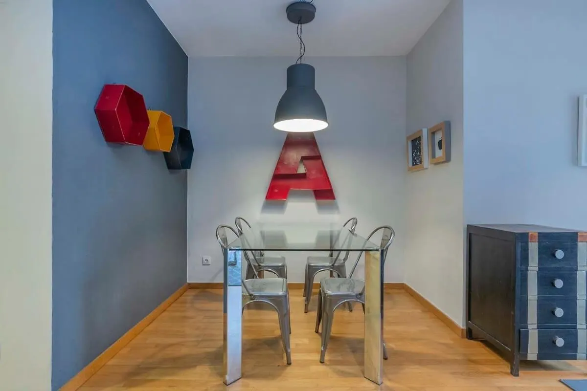 Modern And Bright Apartment In Eixample 5-2 Barcelona Spain