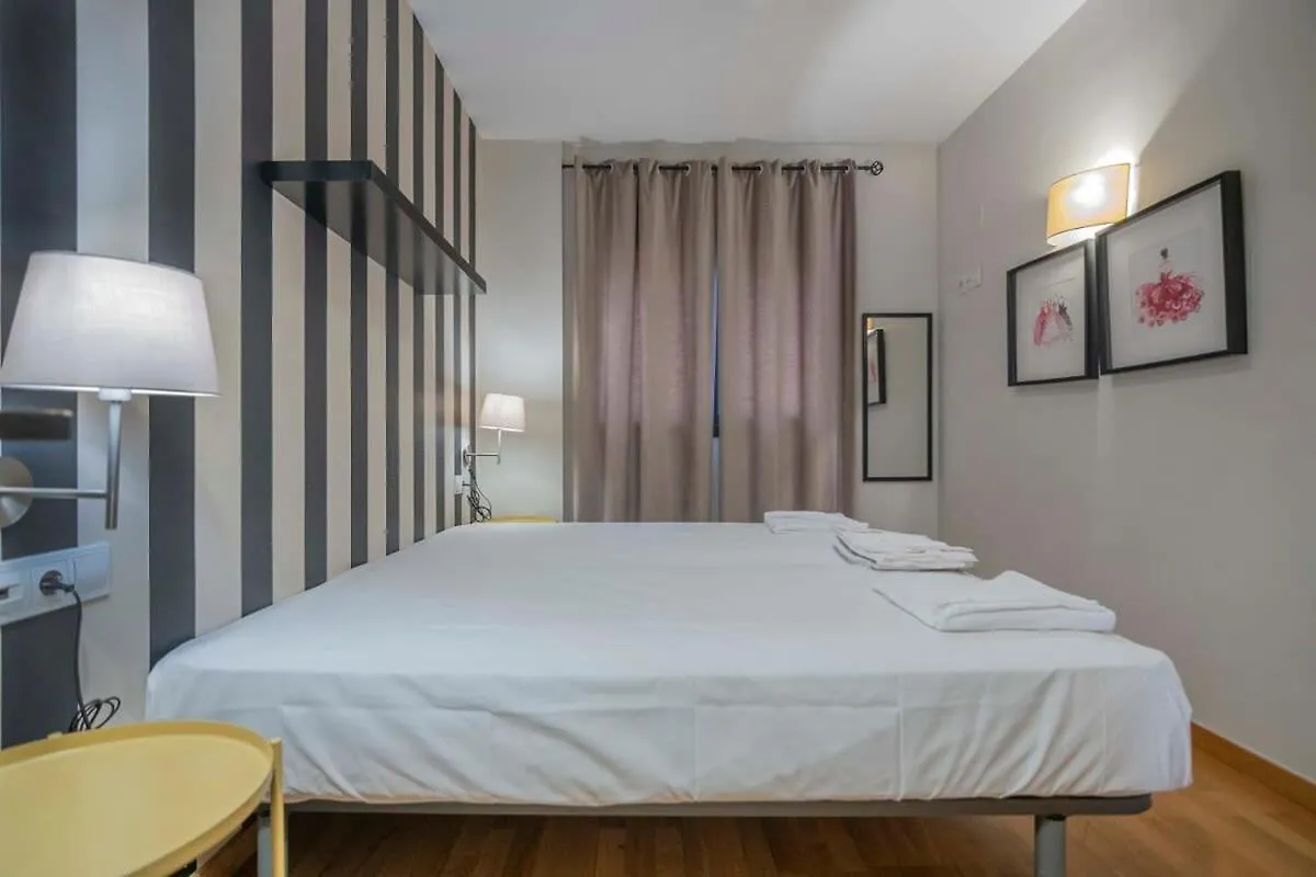 Modern&bright apartment in Eixample 5-2 Barcelona